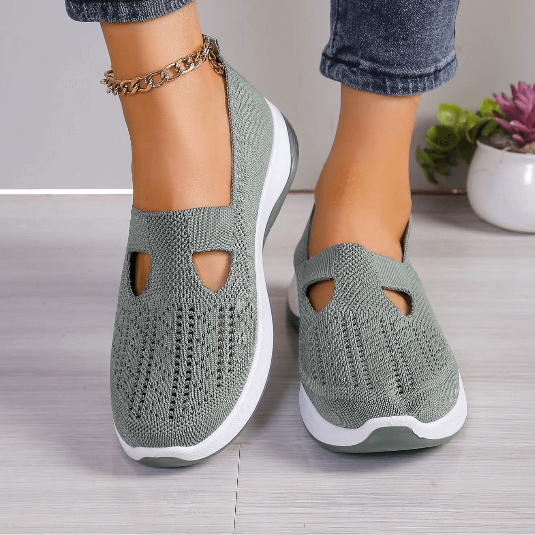 Cloudy | Lightweight Comfort Slip-On Sneakers