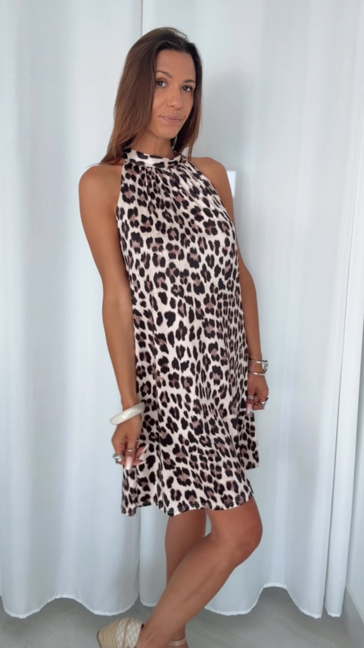Amelie | Flowing Leopard Print Midi Dress