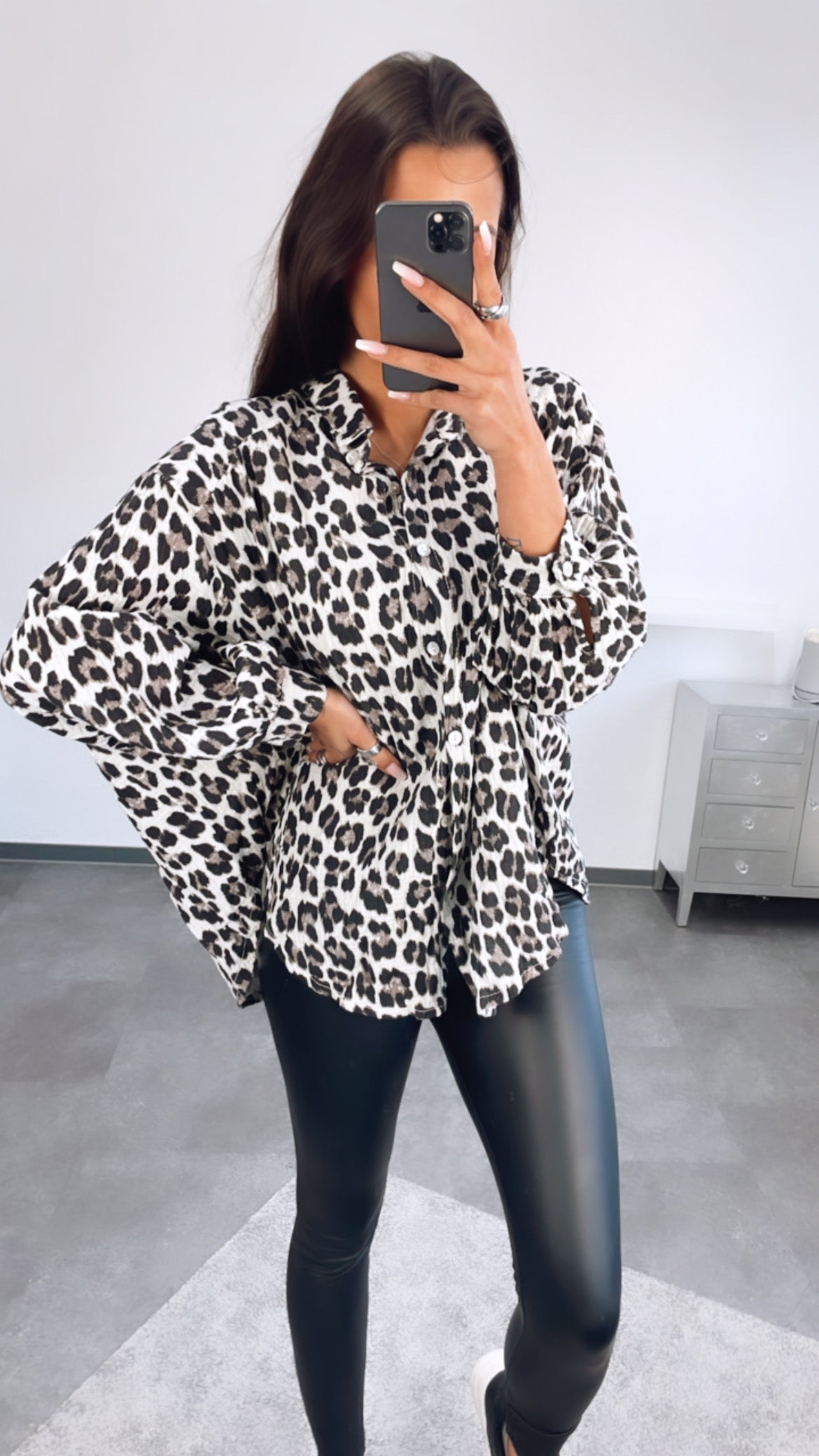 Avery | Short Oversized Muslin Blouse