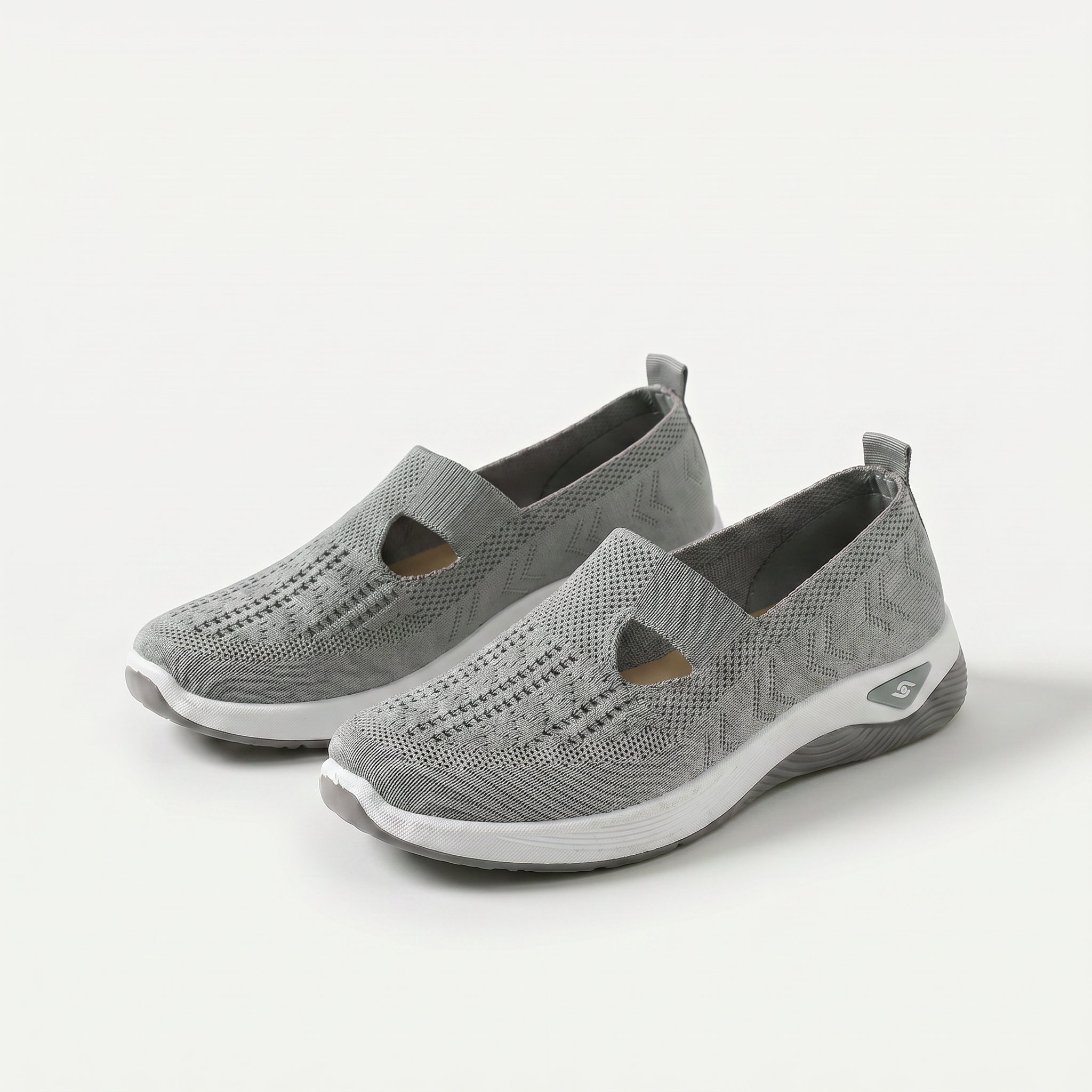 Cloudy | Lightweight Comfort Slip-On Sneakers