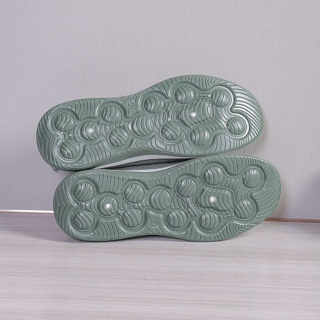 Cloudy | Lightweight Comfort Slip-On Sneakers