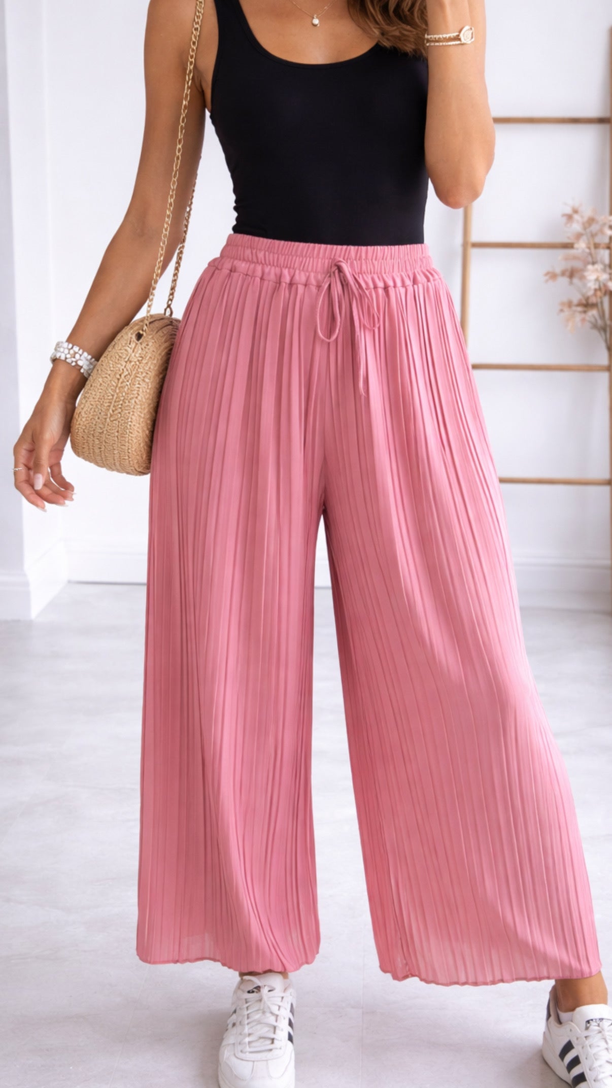 Isabella | Light Pink Pleated Summer Pants