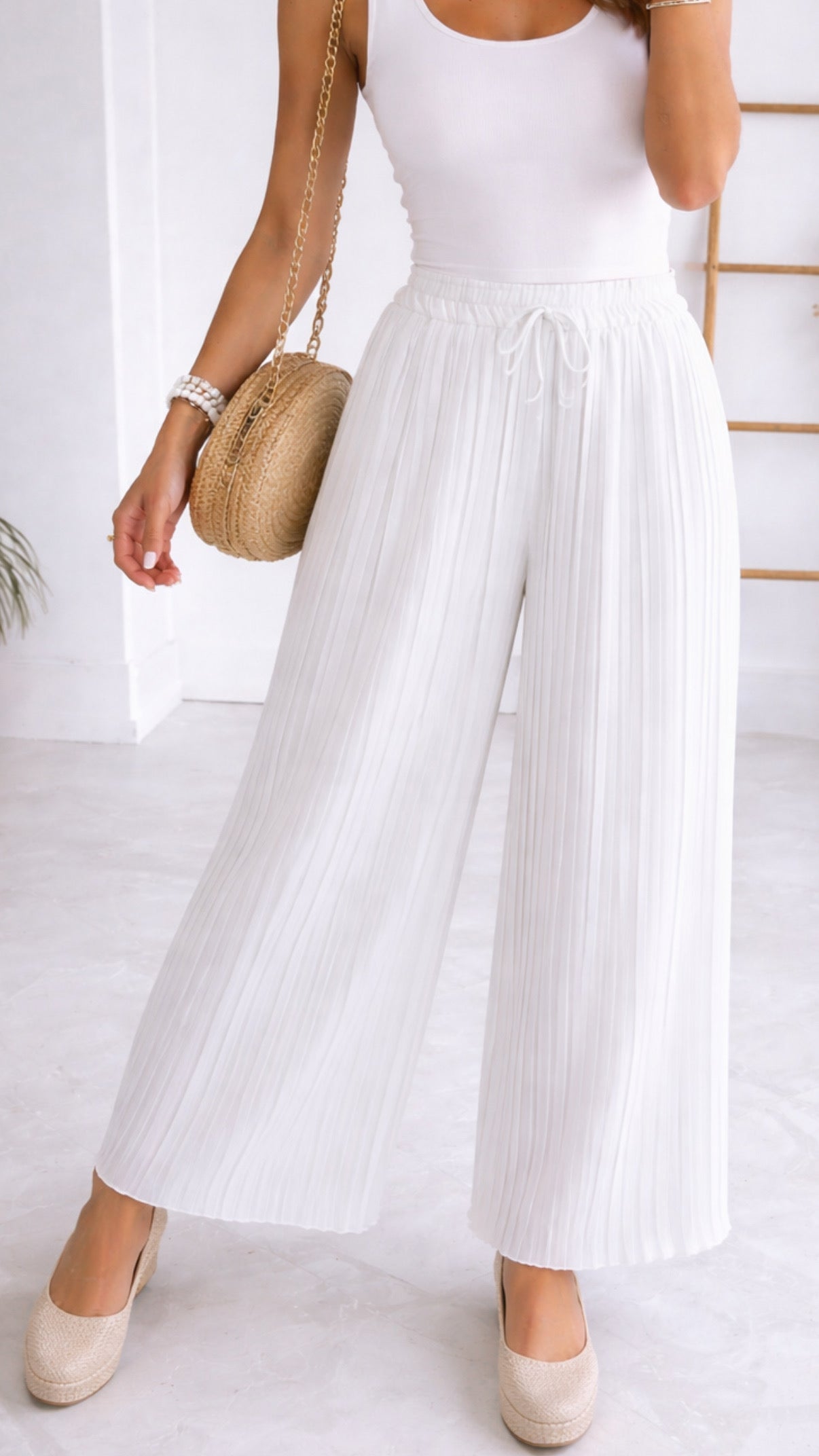 Charlotte | White Pleated Summer Pants
