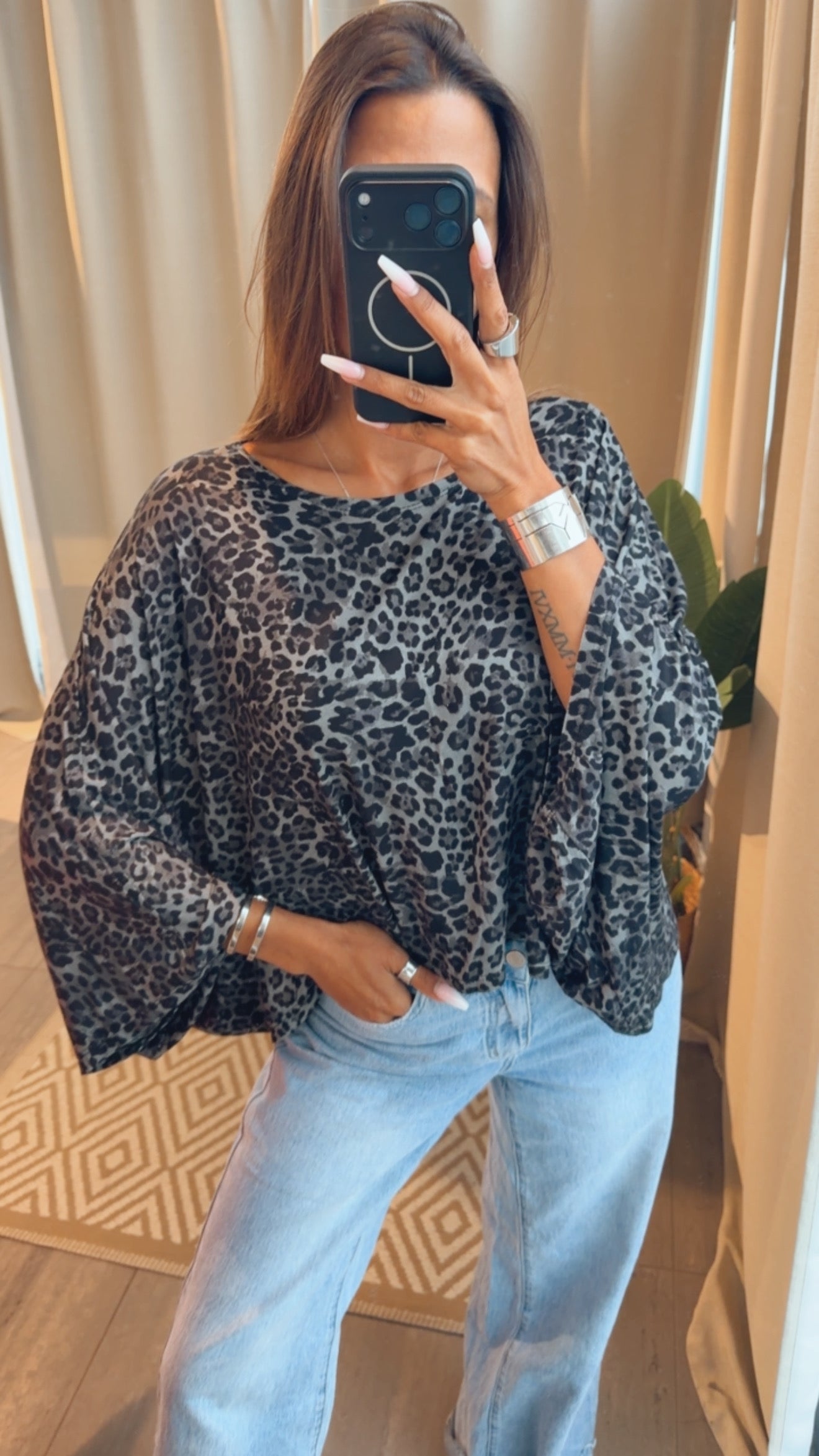Rosa | Elegant Gray Oversize Shirt