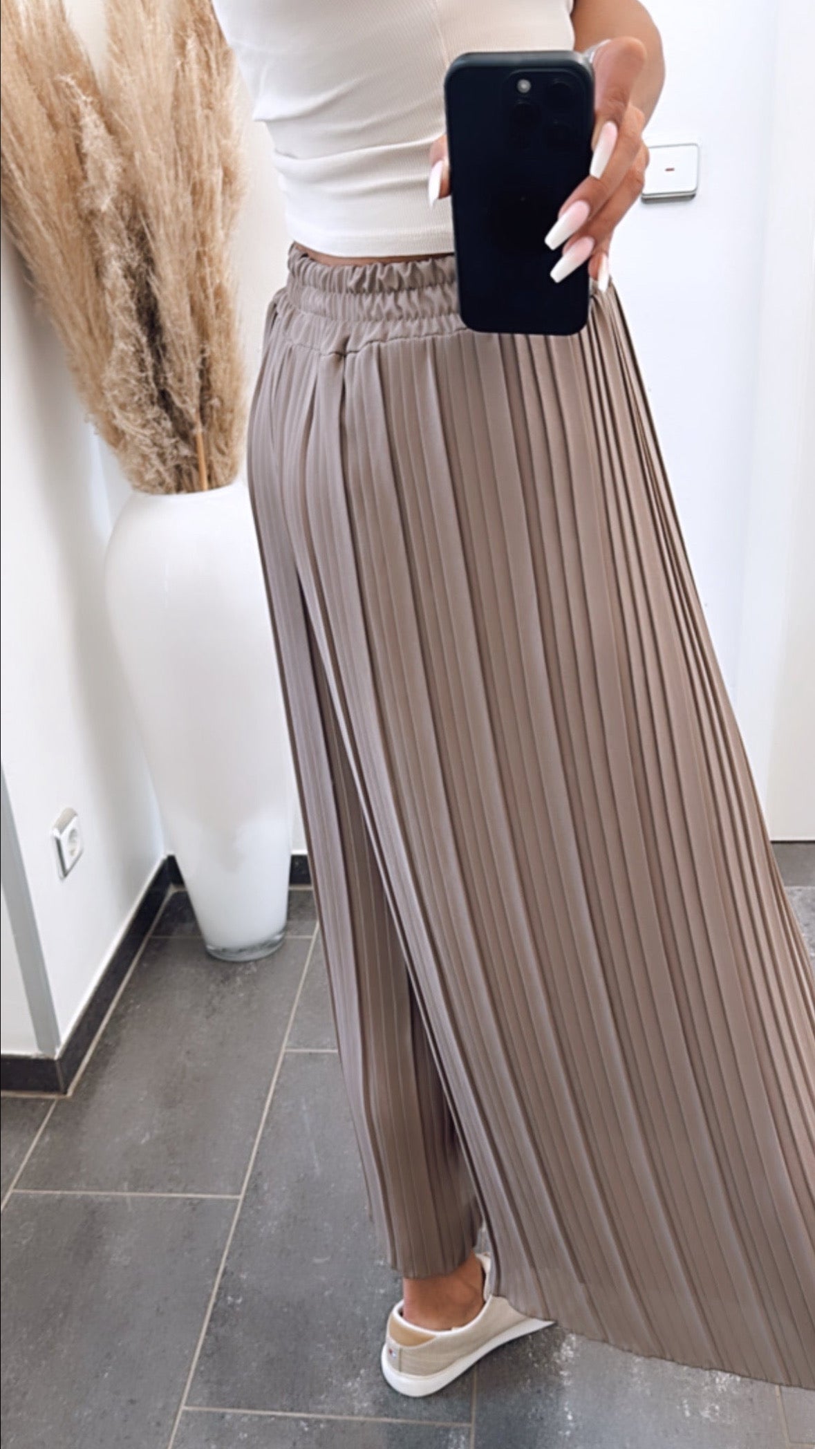 Chloe | Taupe Pleated Summer Pants