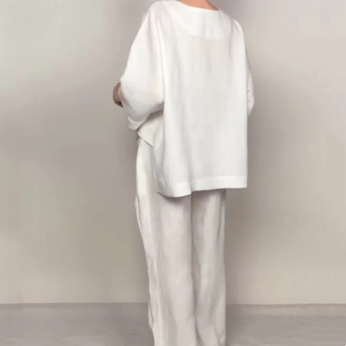 Liza | V-Neck Top and Ttrouser Set
